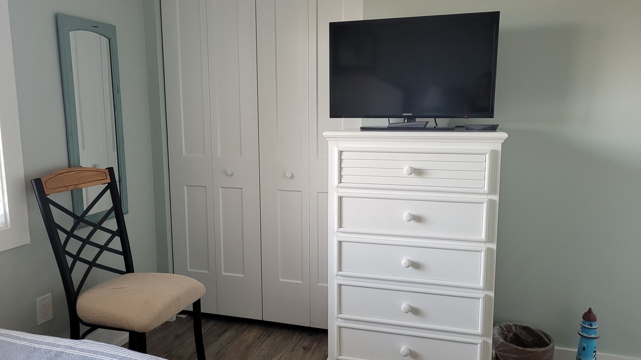 Photo of Bedroom in Crescent Beach