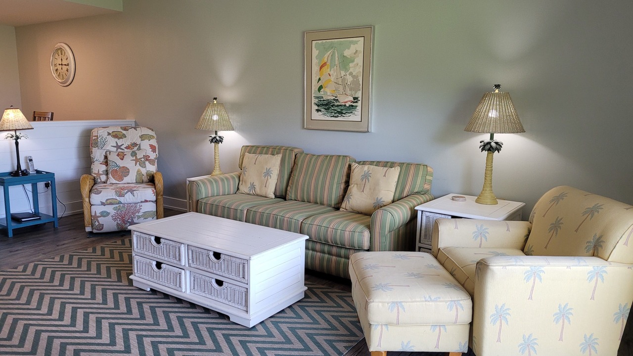 Photo of Livingroom in Crescent Beach