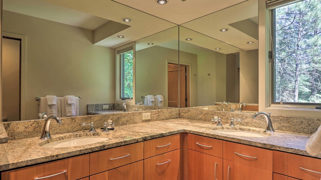 Photo of Bathroom in West Glacier