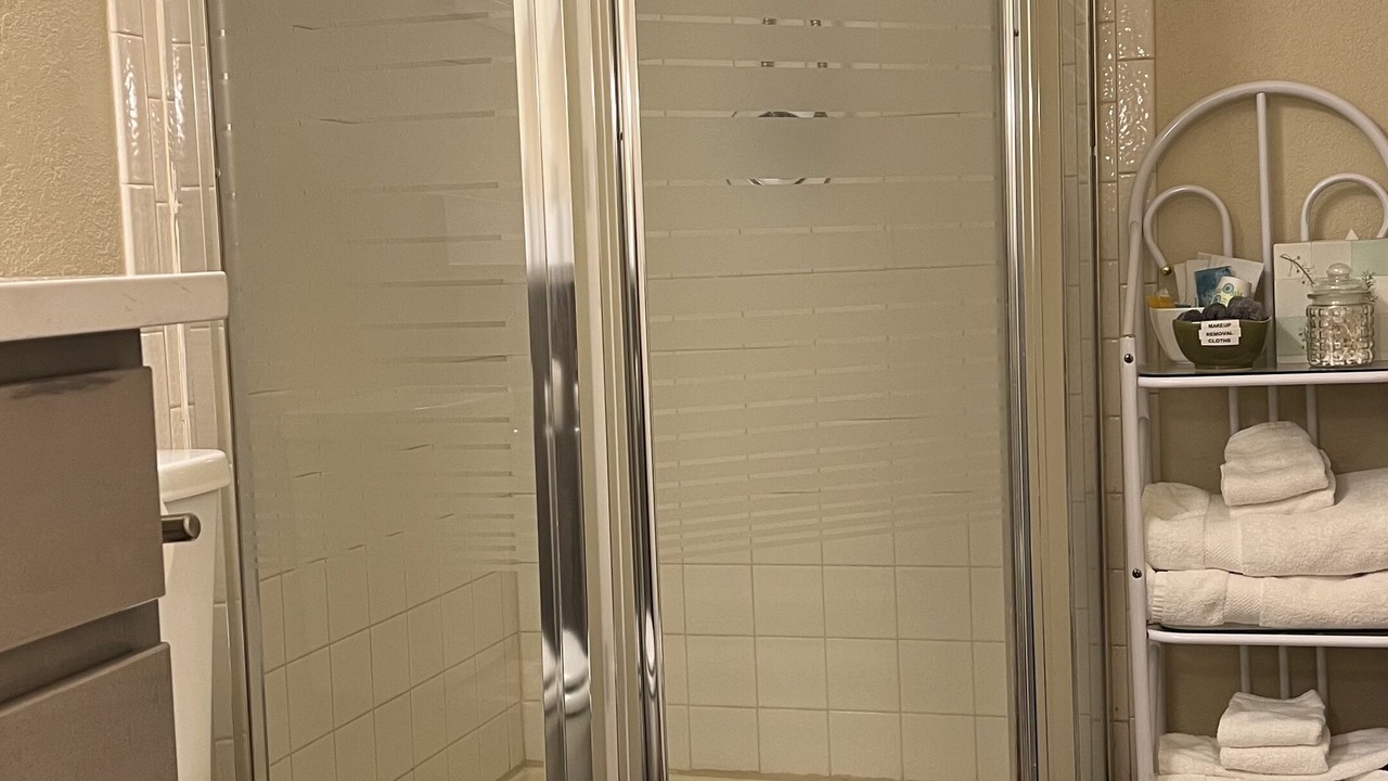 Photo of Bathroom in The Pinery