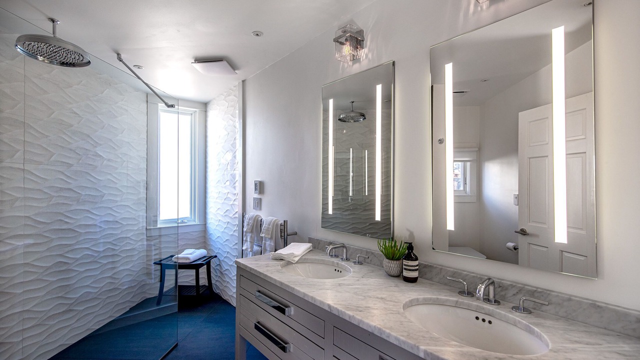 Photo of Bathroom in Newlands