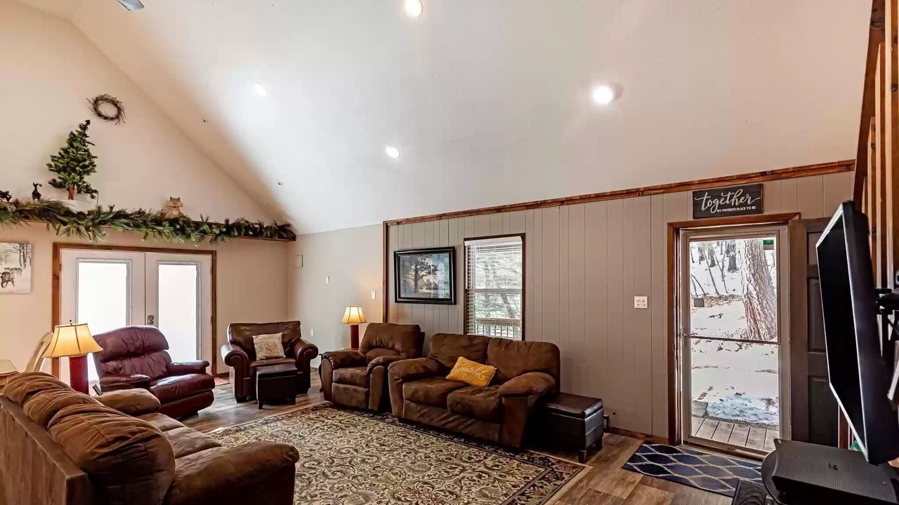 Photo of Livingroom in Cloudcroft