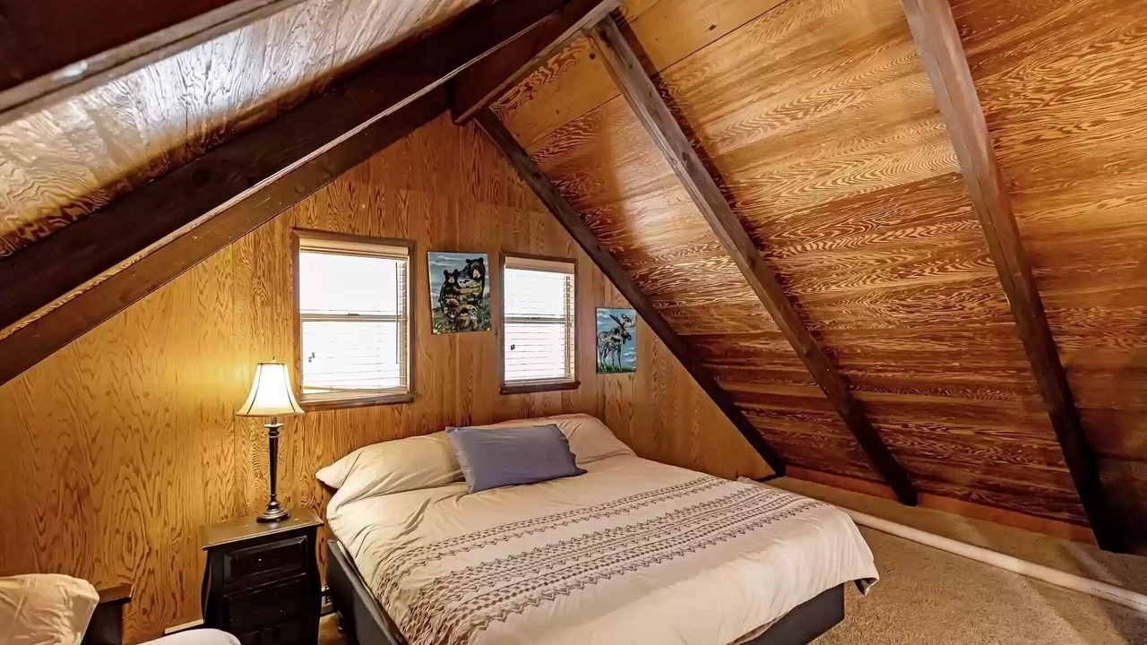 Photo of Bedroom in Cloudcroft