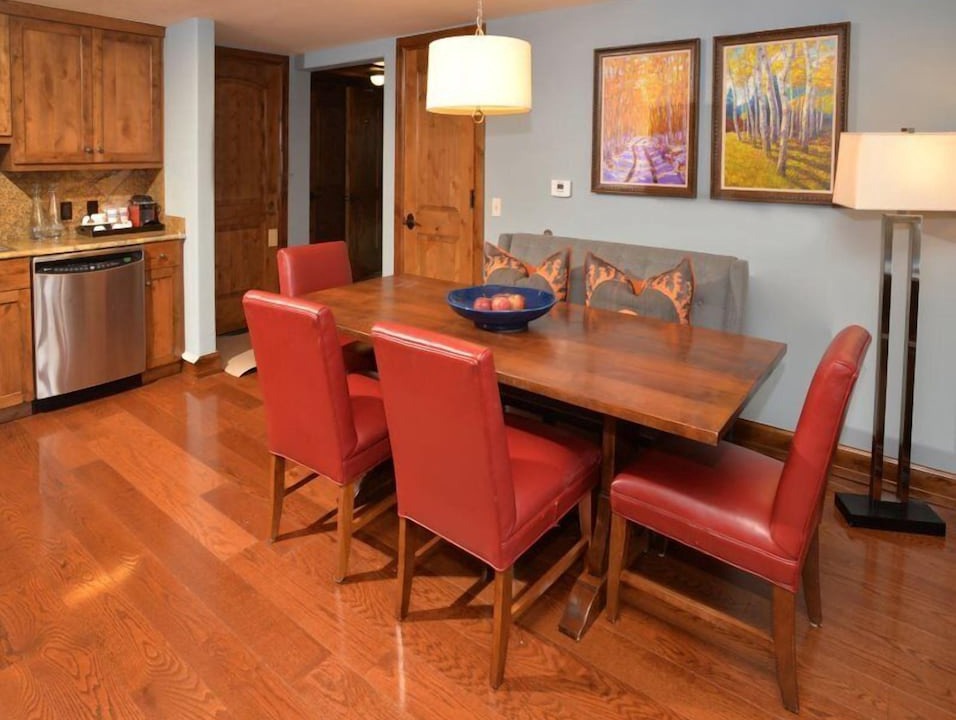 Photo of Livingroom in Vail