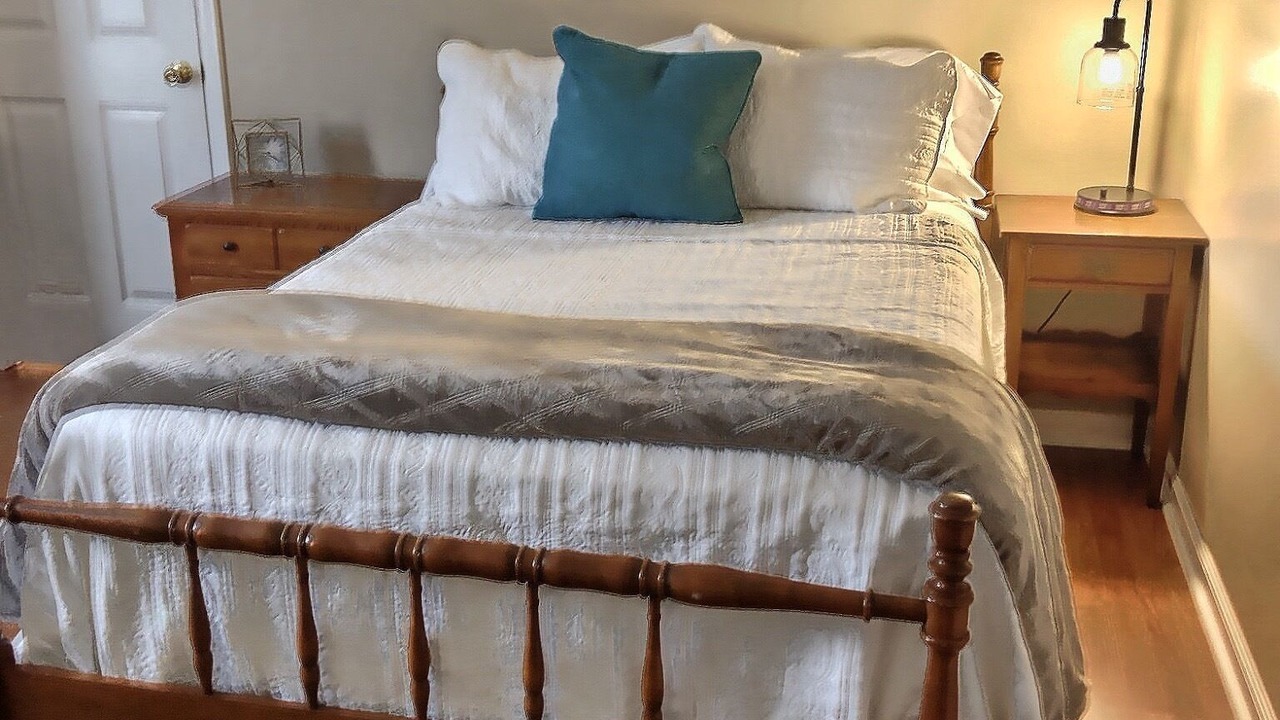 Photo of Bedroom in Cleveland