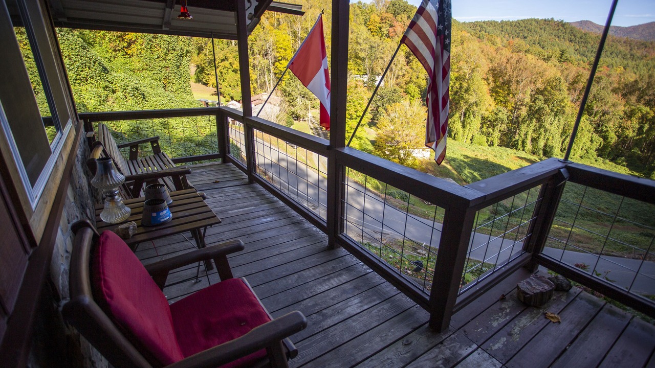 Photo of Patio Balcony in Fontana Dam