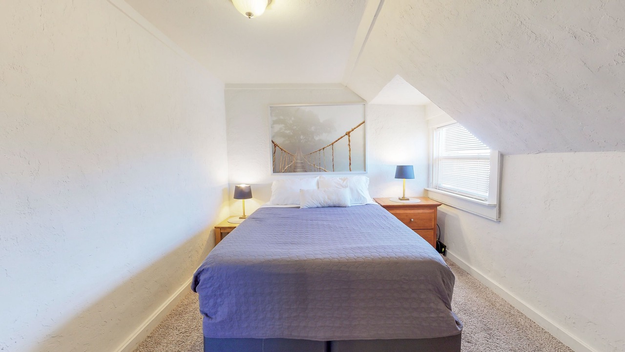 Photo of Bedroom in Eureka