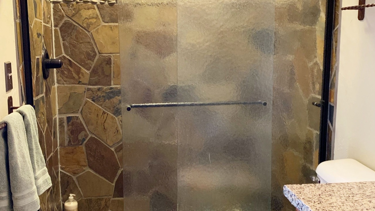 Photo of Bathroom in Wildernest