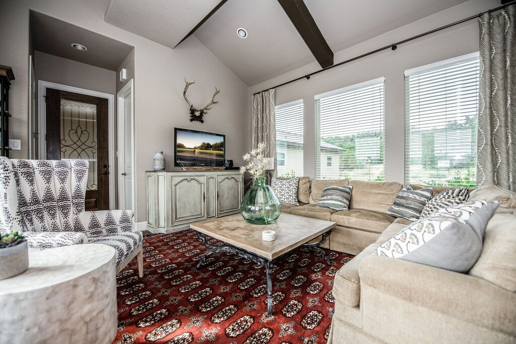 Photo of Livingroom in Spring Branch