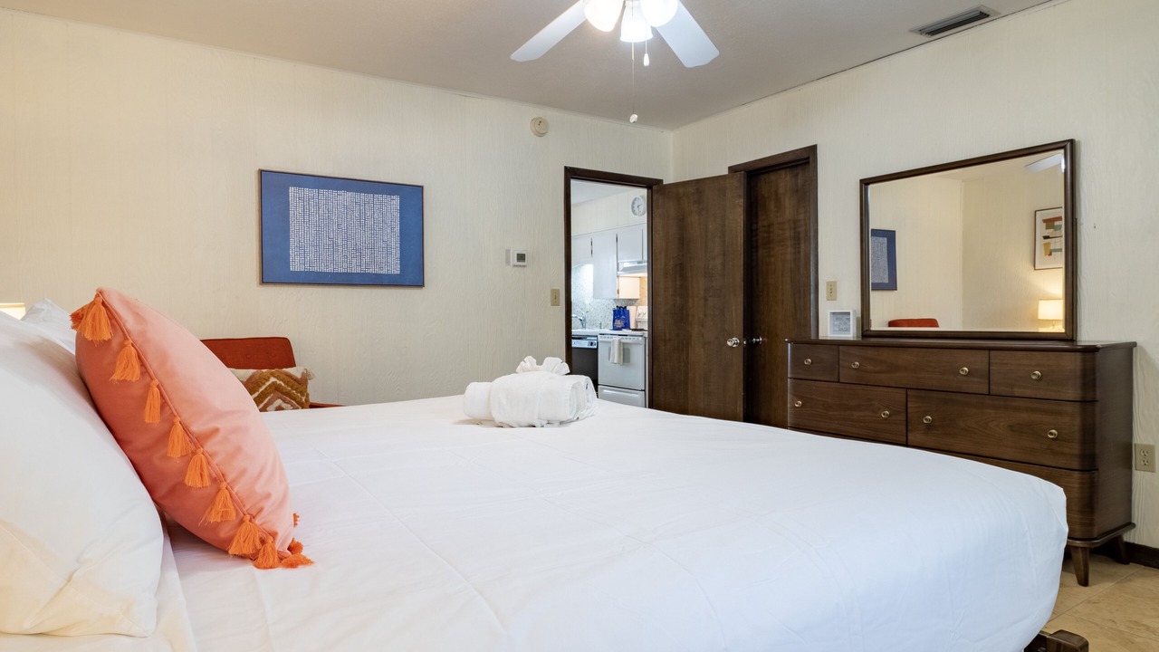 Photo of Bedroom in Bradenton Beach