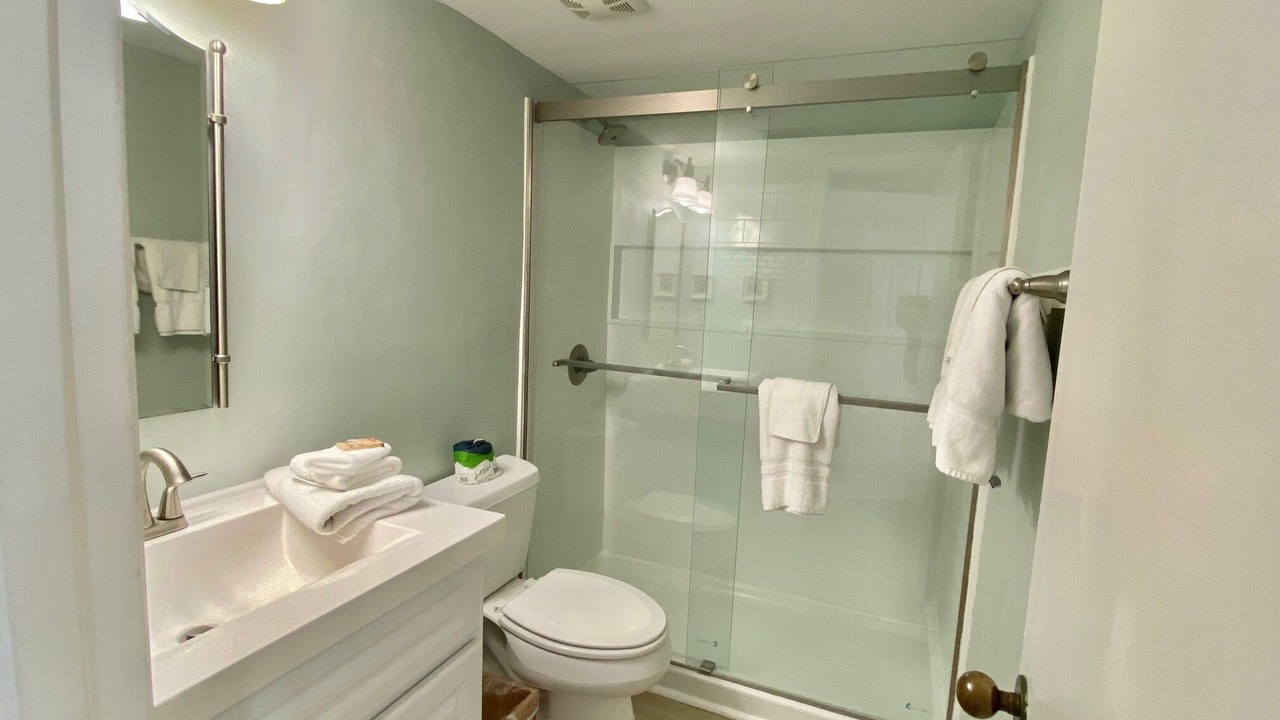 Photo of Bathroom in Orange Beach