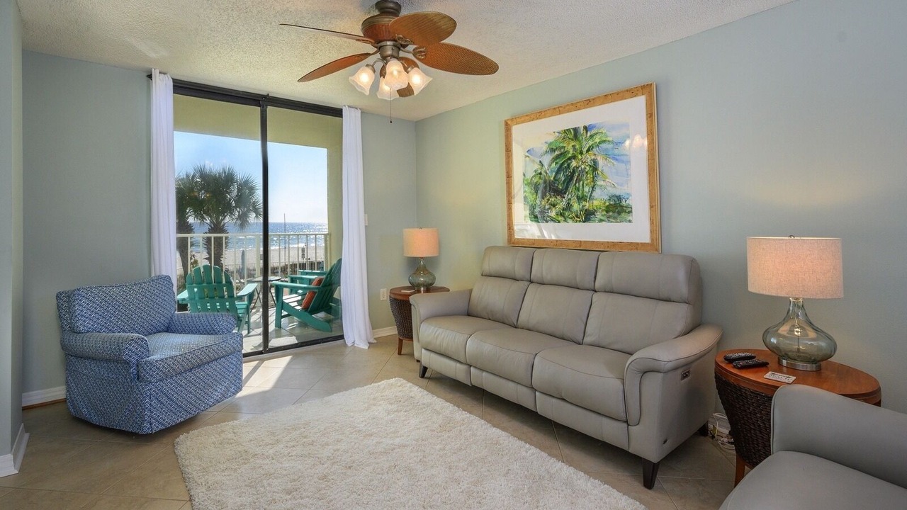 Photo of Livingroom in Orange Beach