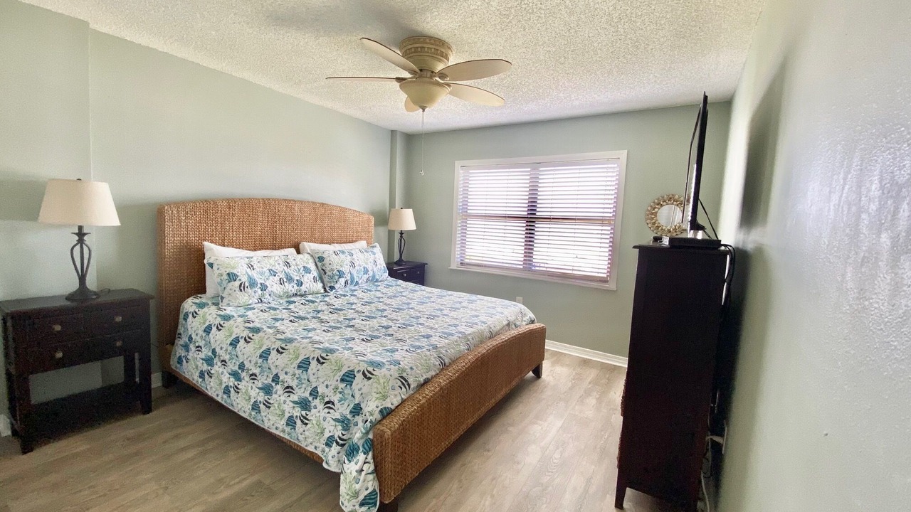 Photo of Bedroom in Orange Beach