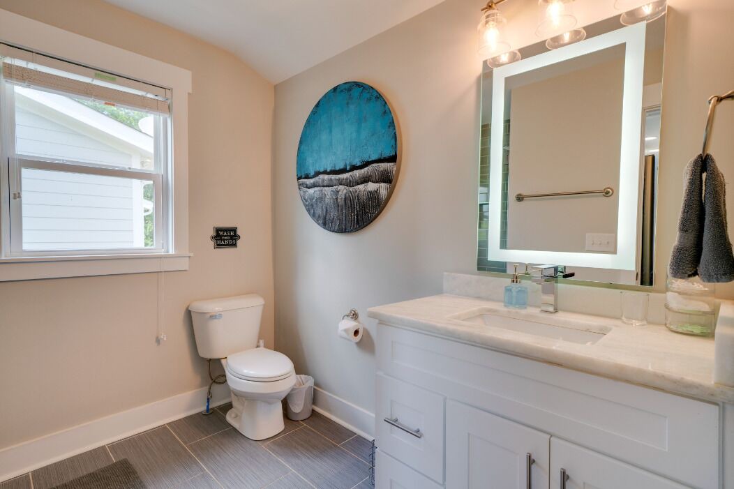 Photo of Bathroom in Cleveland Park