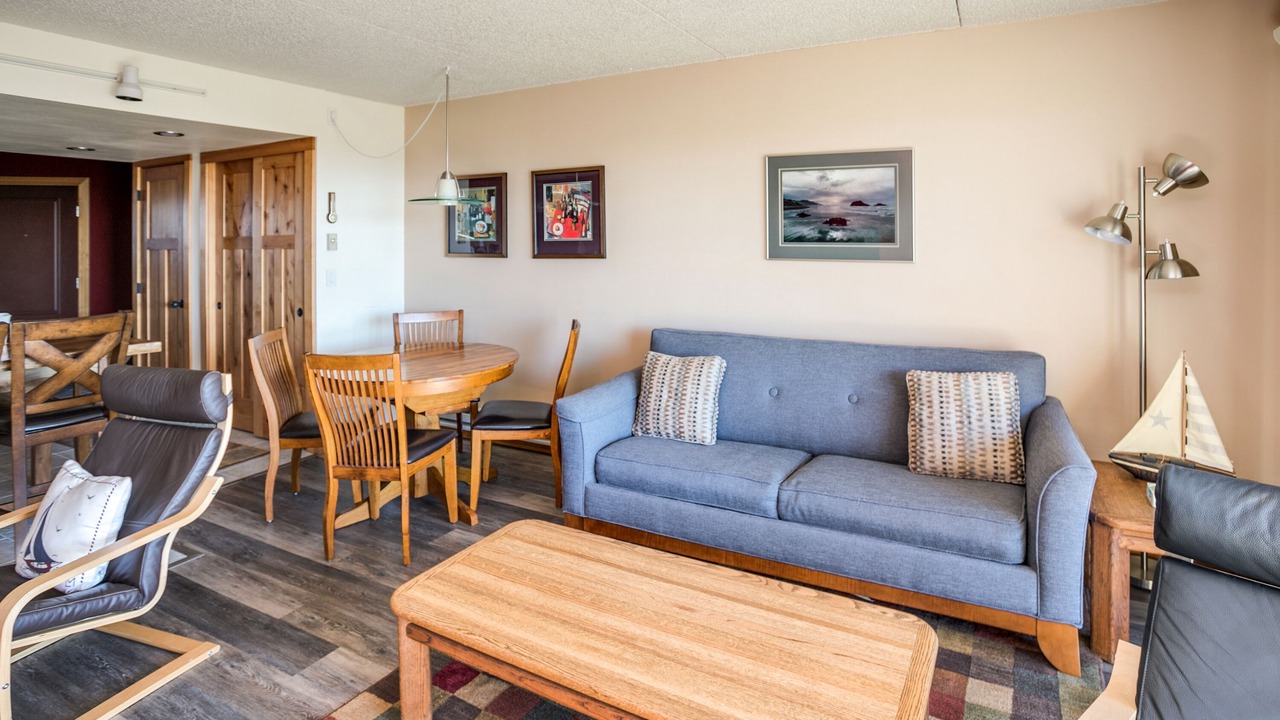 Photo of Livingroom in Gearhart