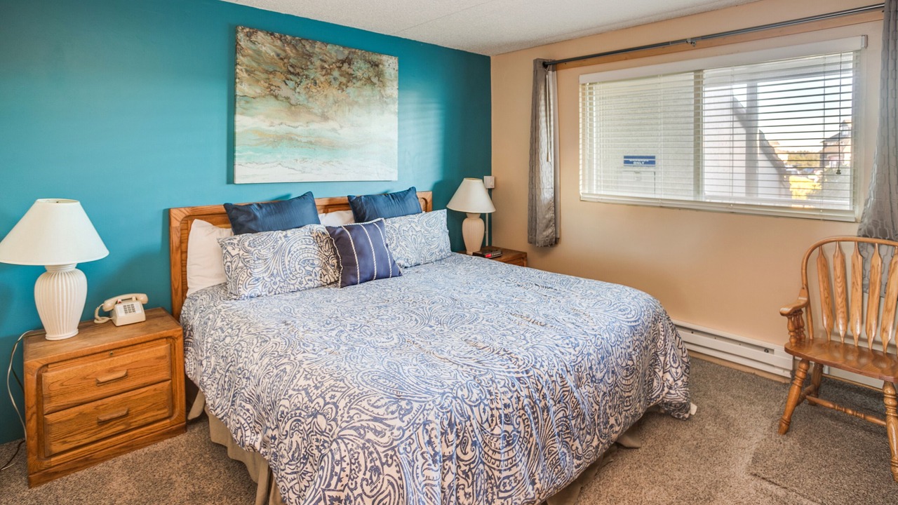 Photo of Bedroom in Gearhart