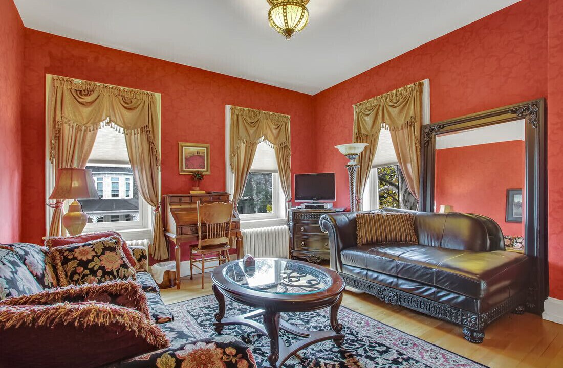 Photo of Livingroom in Annville