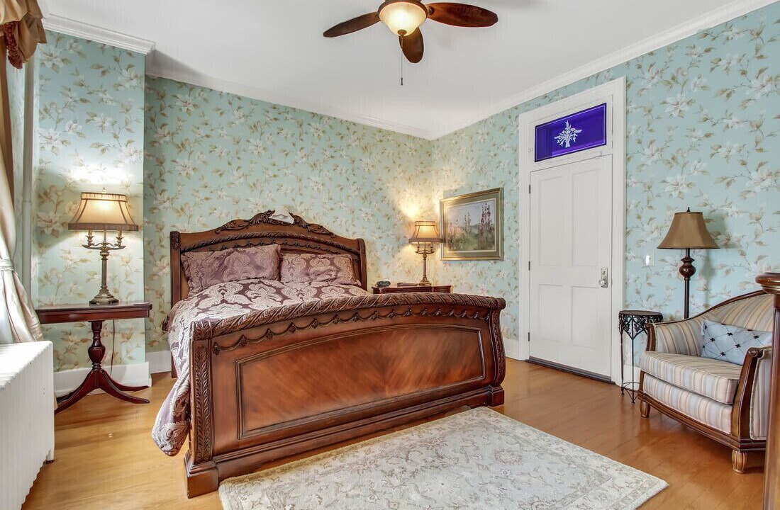 Photo of Bedroom in Annville