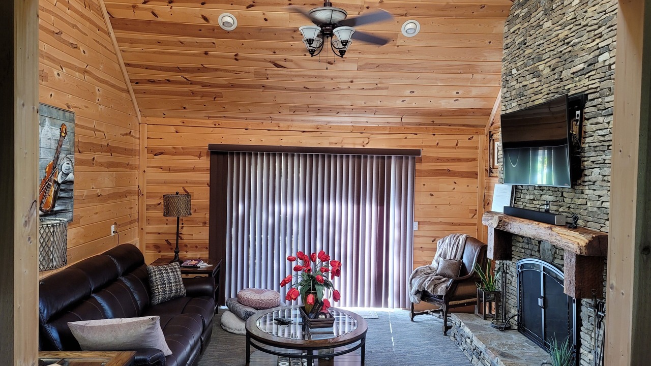 Photo of Livingroom in Ooltewah