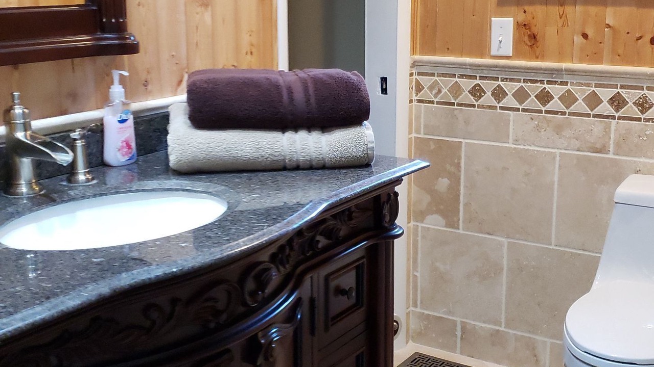 Photo of Bathroom in Ooltewah