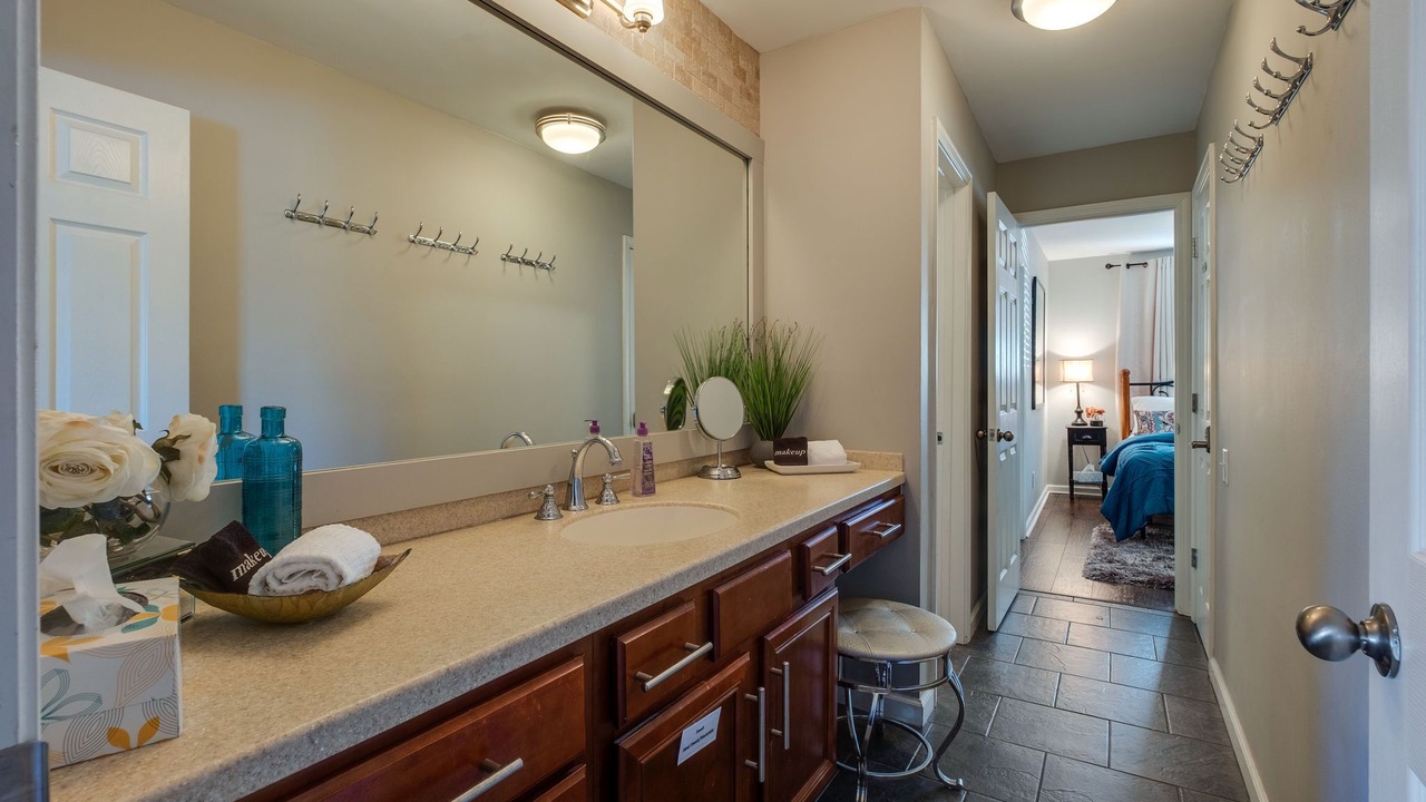 Photo of Bathroom in North Capitol