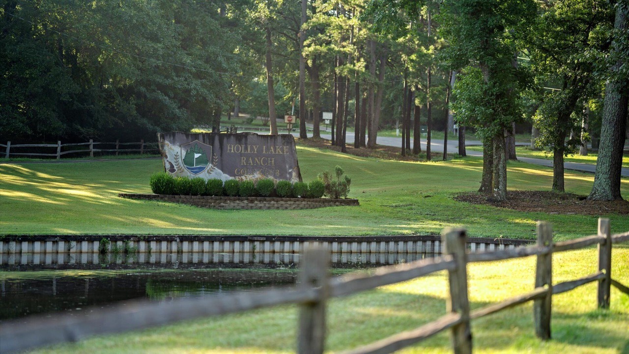 Photo of Outdoor in Holly Lake Ranch
