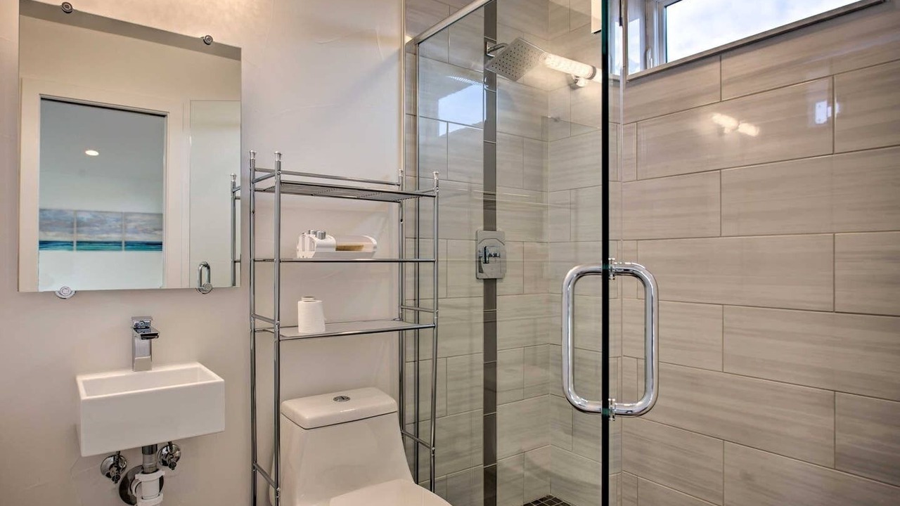 Photo of Bathroom in Englewood