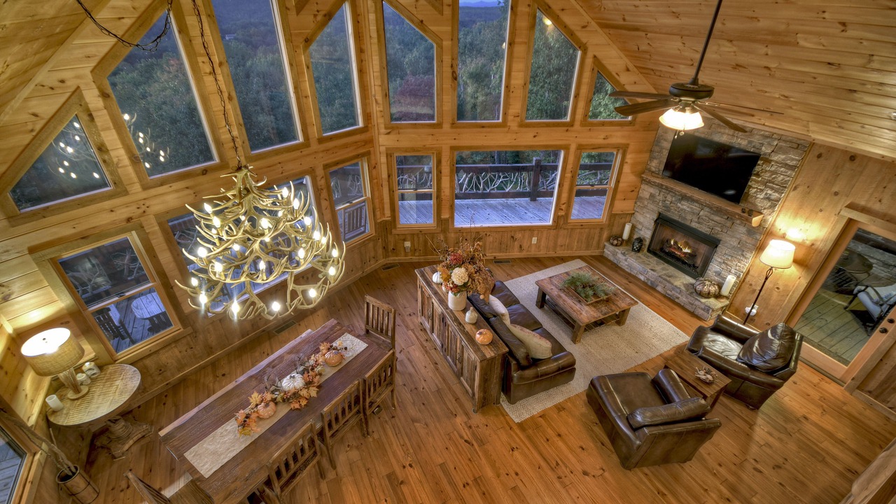 Photo of Livingroom in Ridges Over the Lake