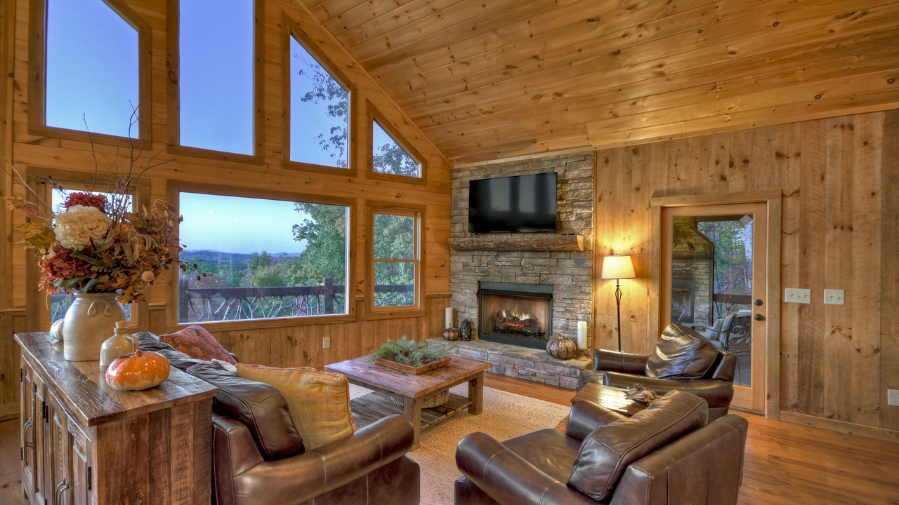 Photo of Livingroom in Ridges Over the Lake