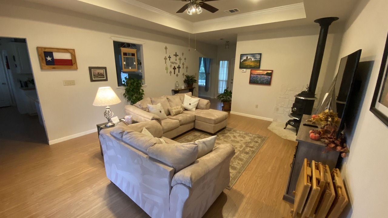 Photo of Livingroom in Wetmore
