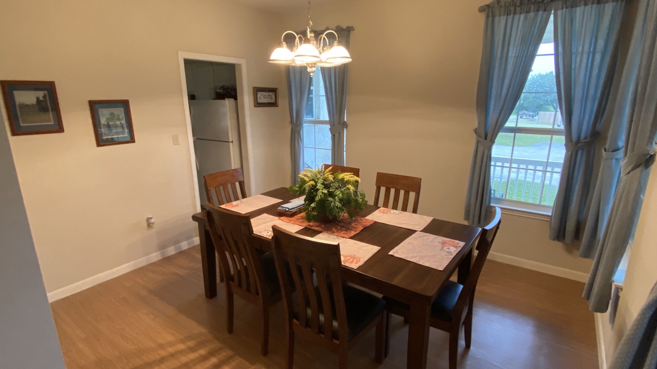 Photo of Livingroom in Wetmore