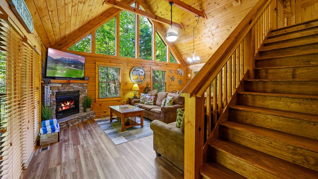 Photo of Livingroom in Black Bear Falls