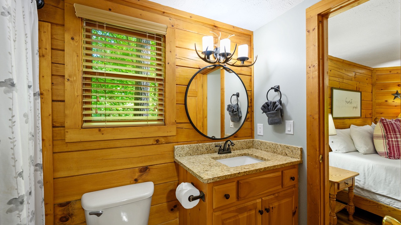 Photo of Bathroom in Black Bear Falls