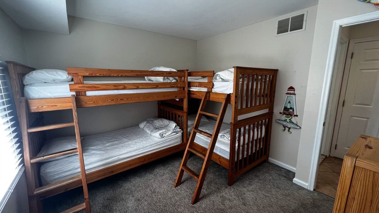 Photo of Bedroom in Townsend's Inlet
