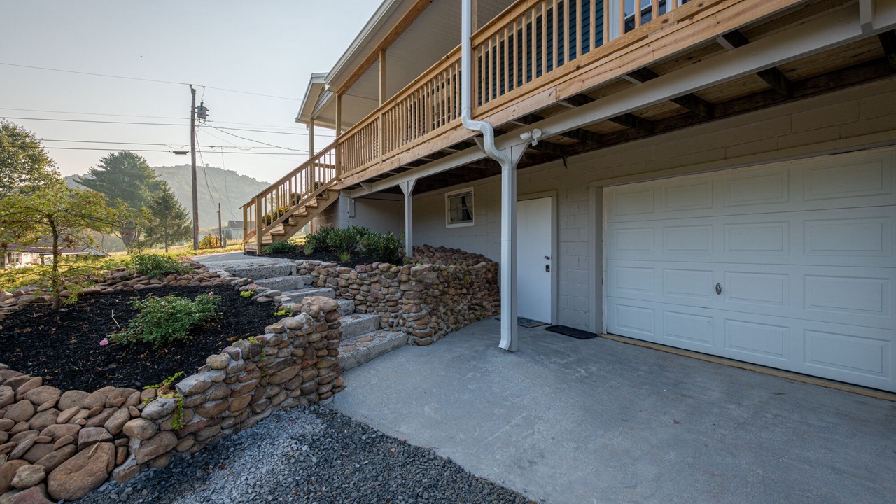 Photo of Outdoor in Bluff City