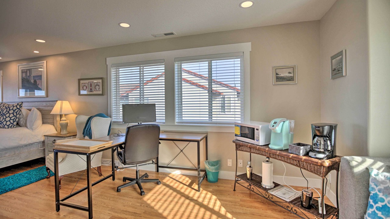 Photo of Bedroom in Lincoln City
