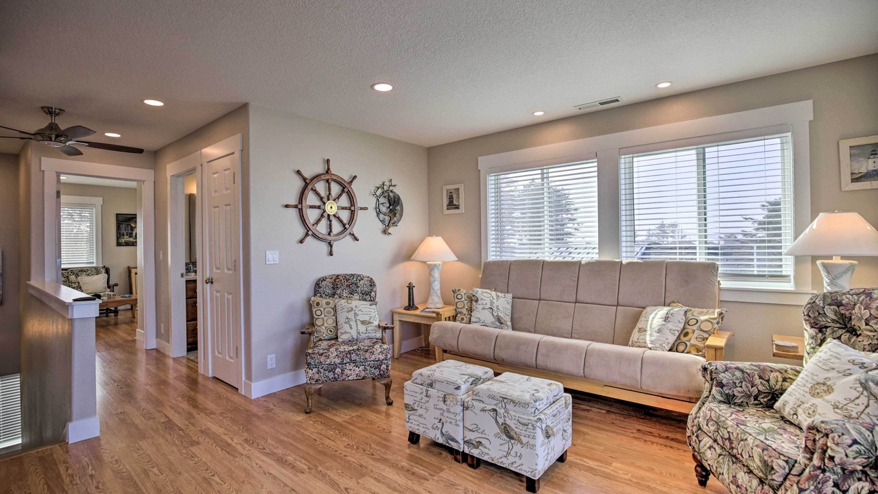 Photo of Bedroom in Lincoln City