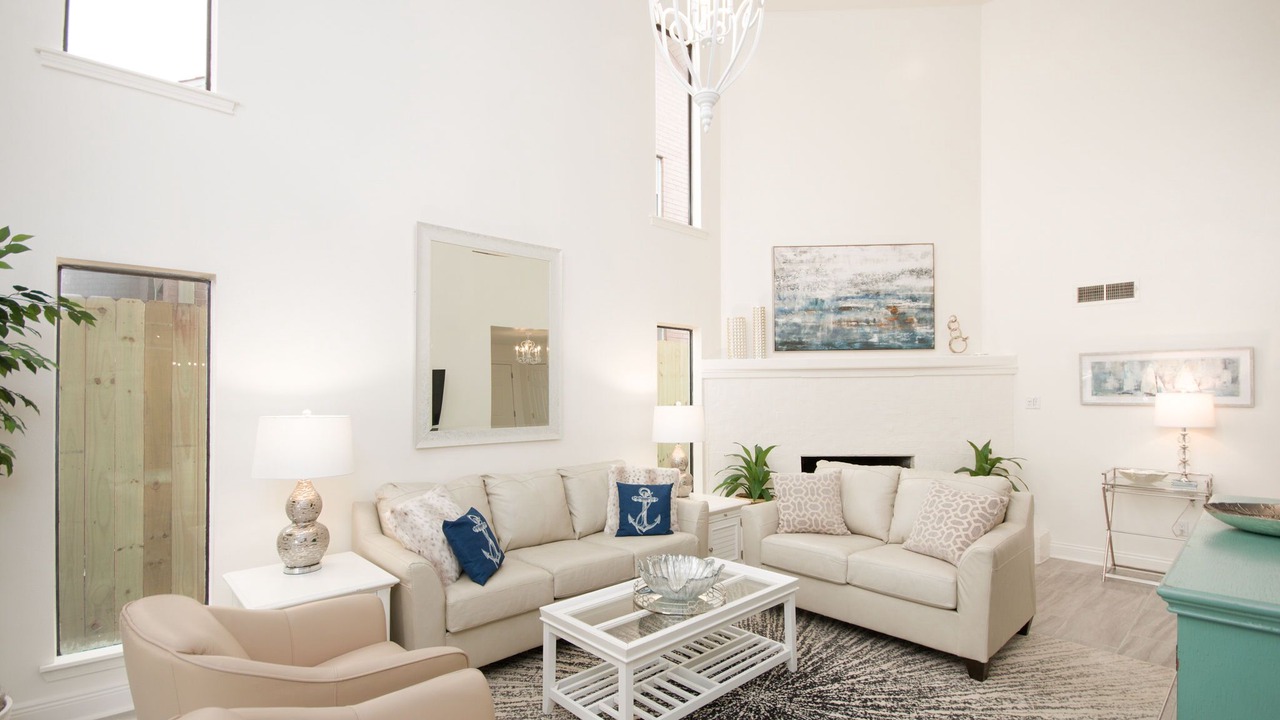 Photo of Livingroom in Slidell
