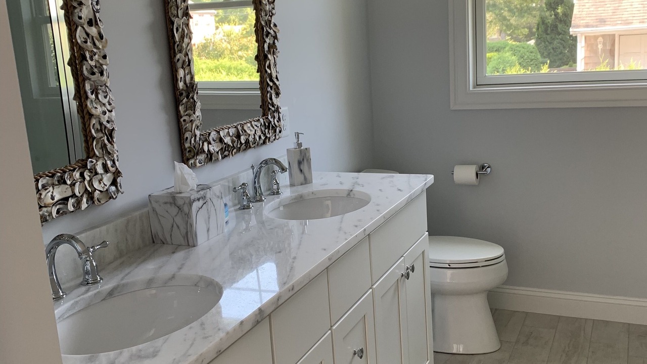 Photo of Bathroom in Bonnet Shores