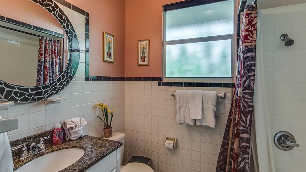 Photo of Bathroom in Bay Esplanade