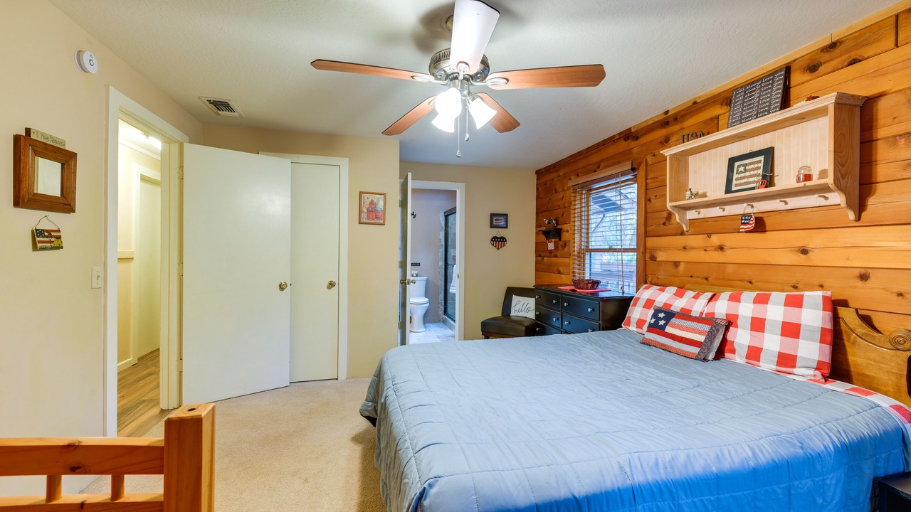 Photo of Bedroom in Pollock Pines