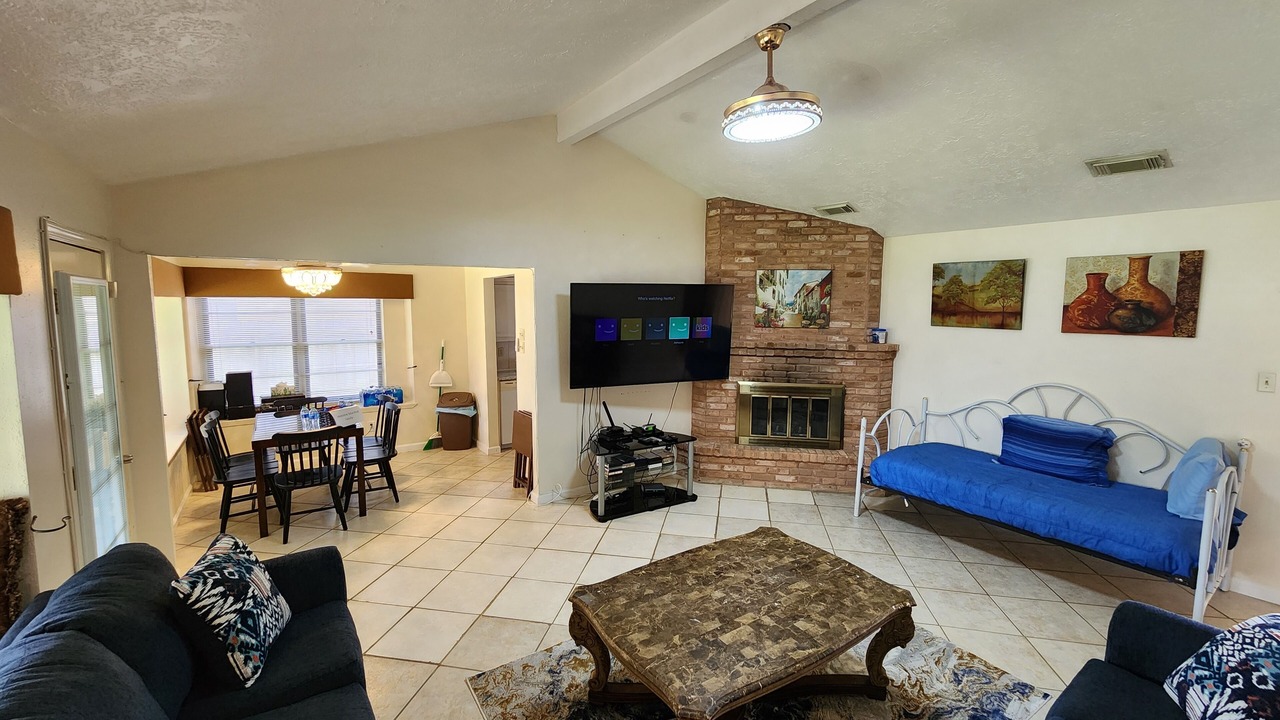 Photo of Livingroom in La Porte