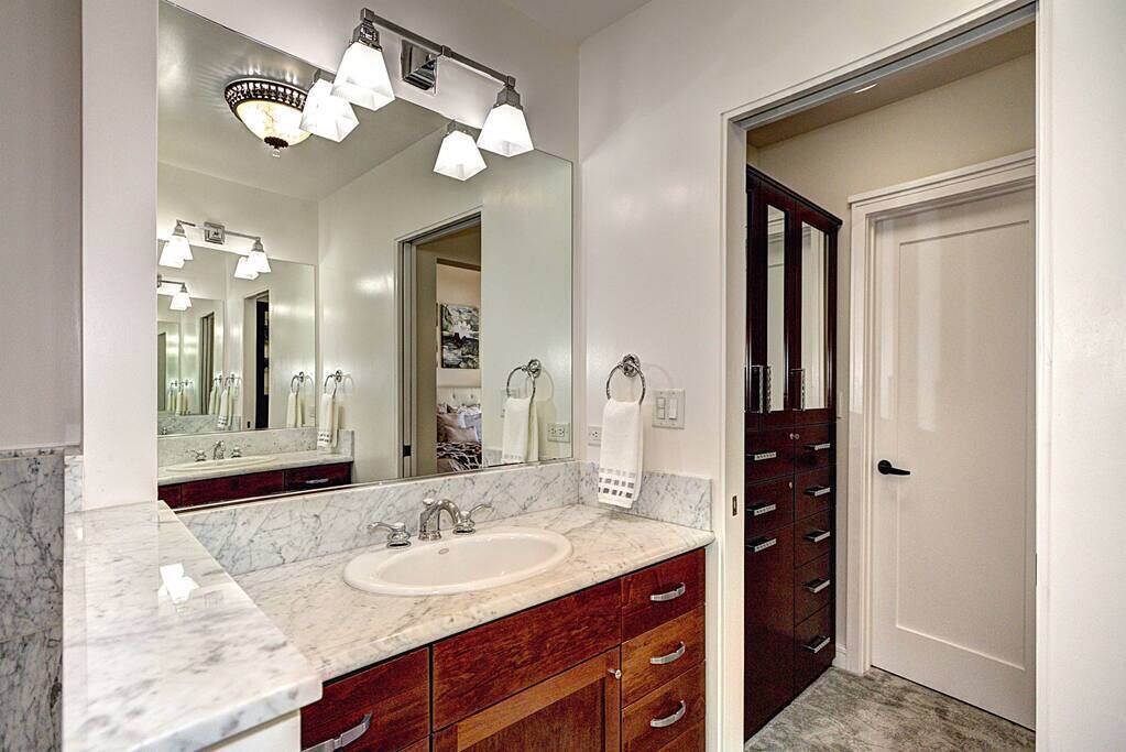Photo of Bathroom in The Villas
