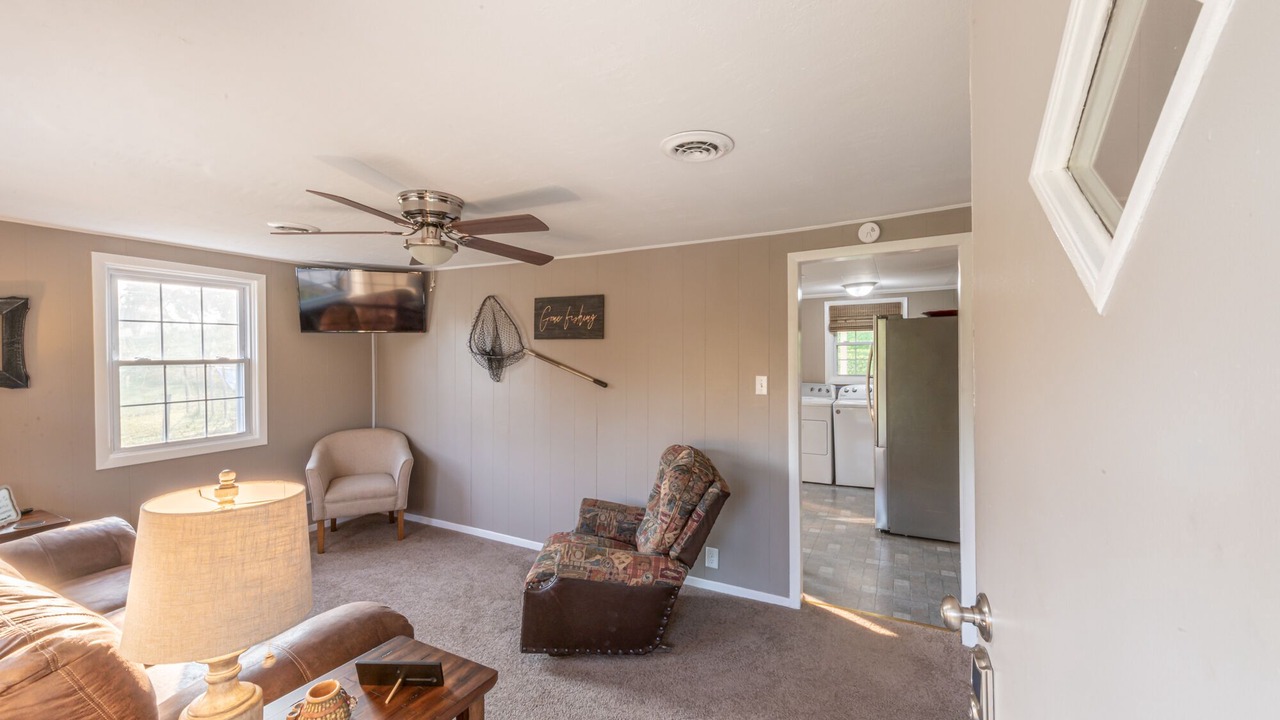 Photo of Livingroom in Bluff City