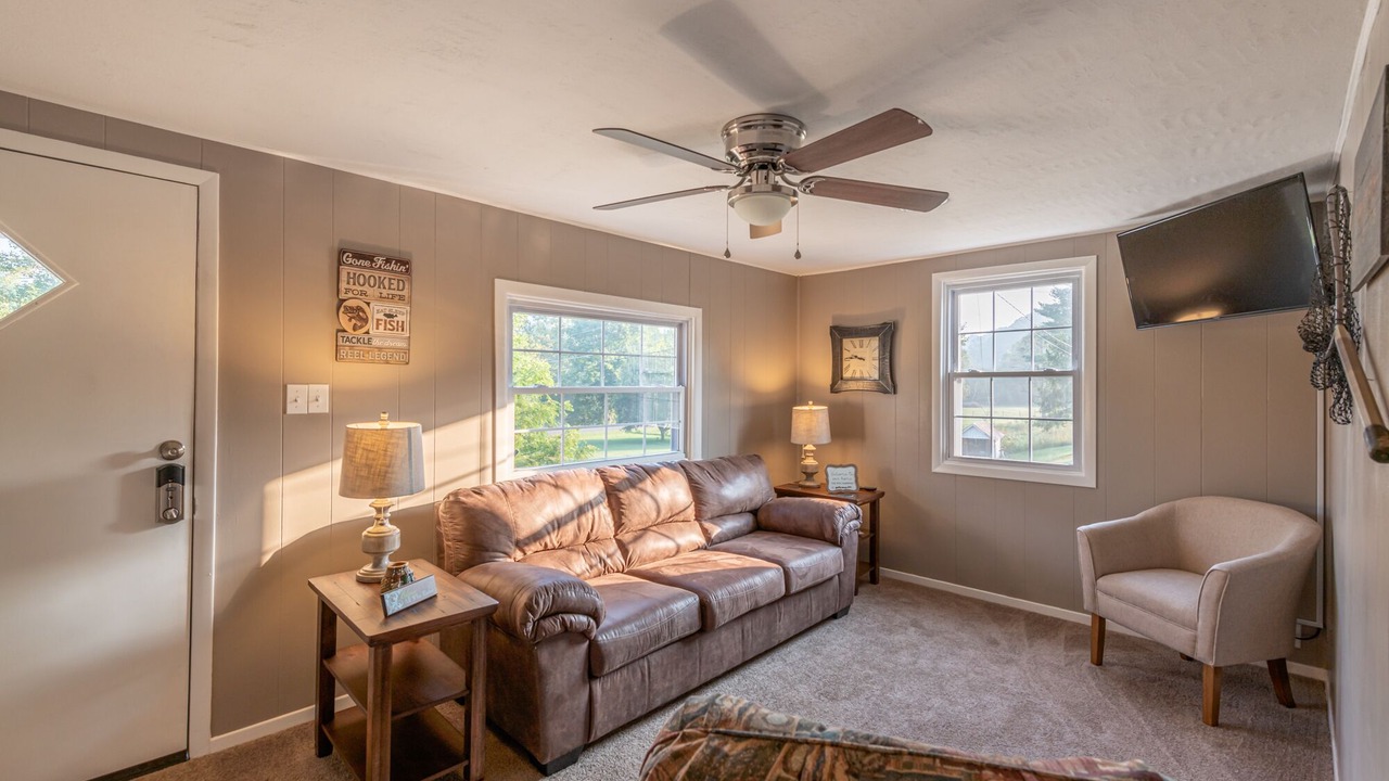 Photo of Livingroom in Bluff City