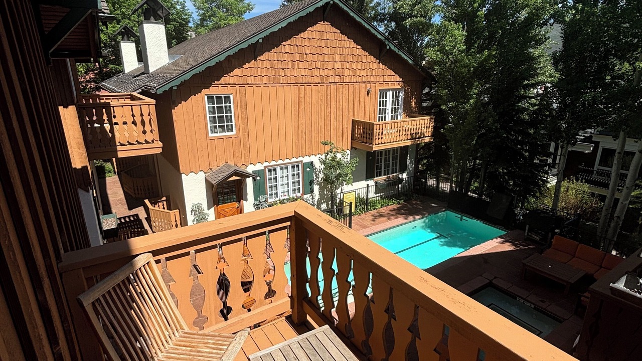 Photo of Patio Balcony in Aspen