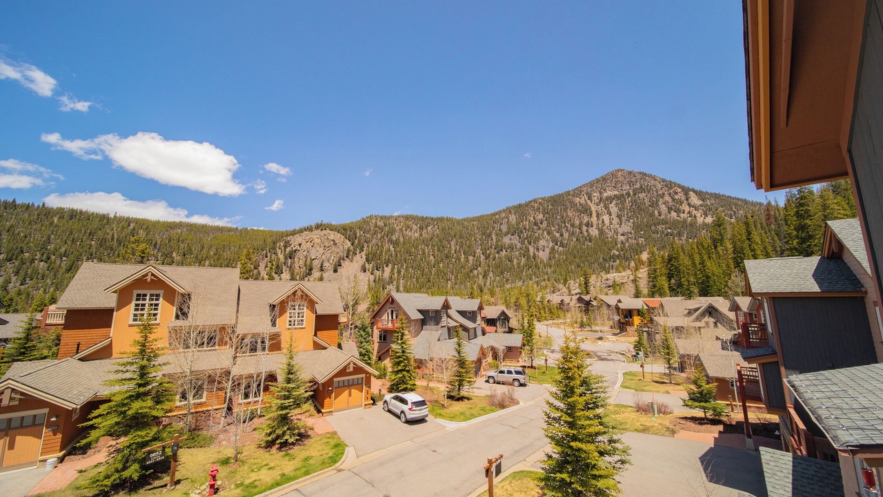 Photo of Others in Keystone