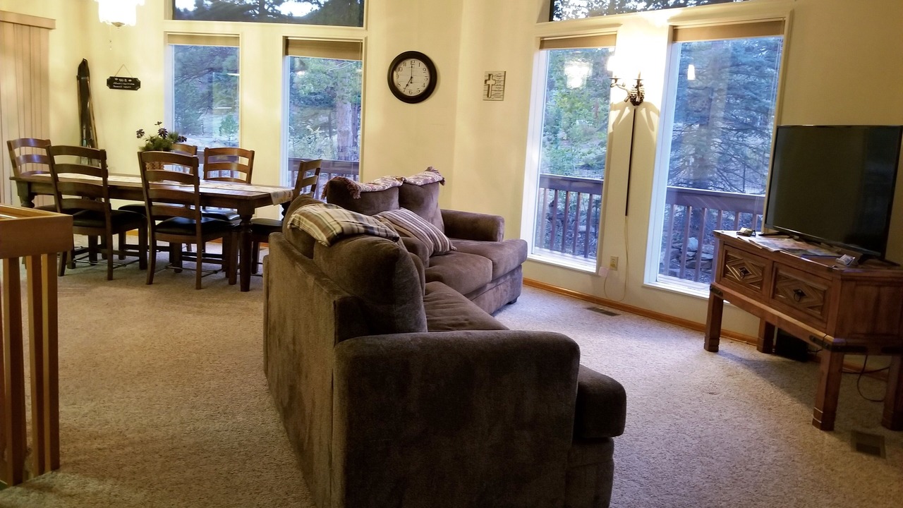Photo of Livingroom in Carriage Hills