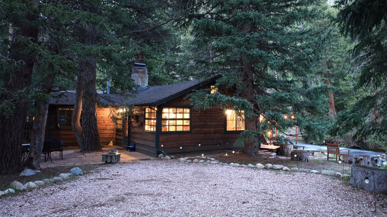 Photo of Outdoor in Lyons