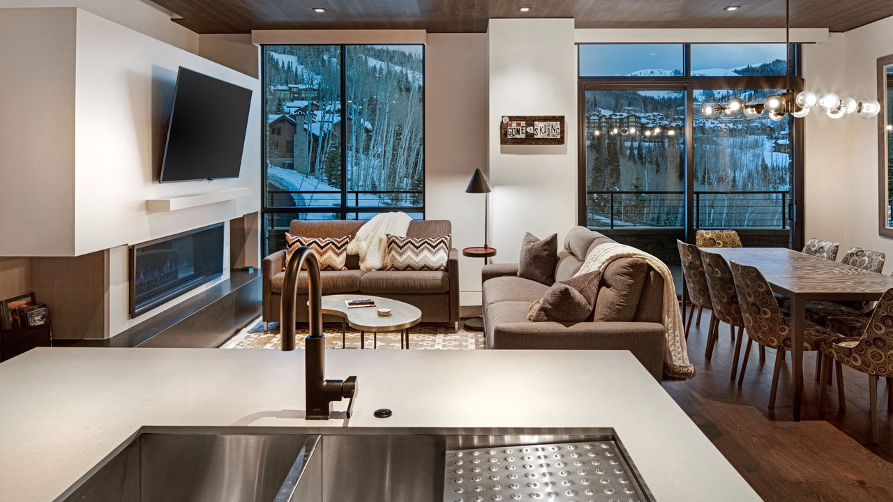 Photo of Livingroom in Empire Pass
